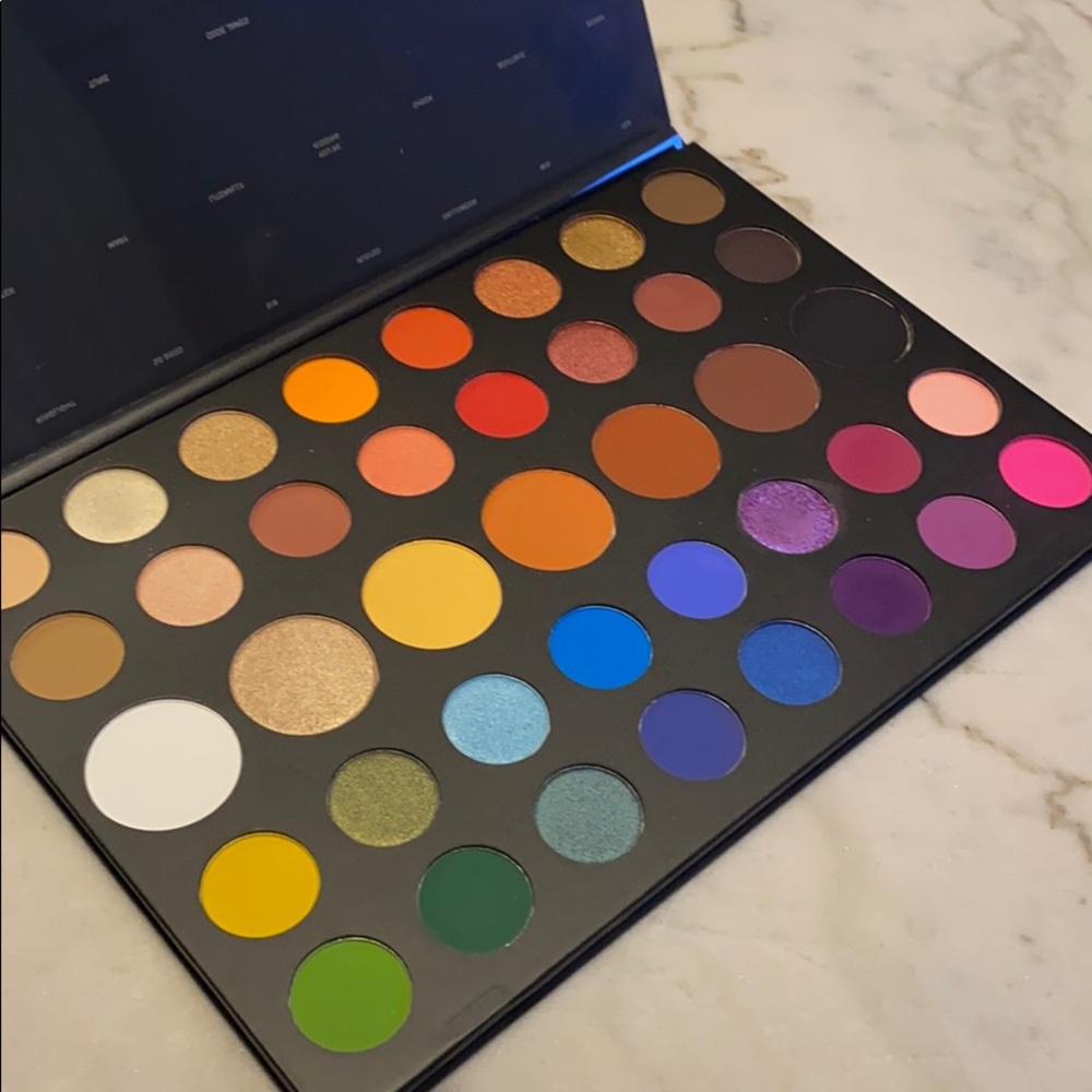 Bundle of The Morphe James Charles & 39A Palettes